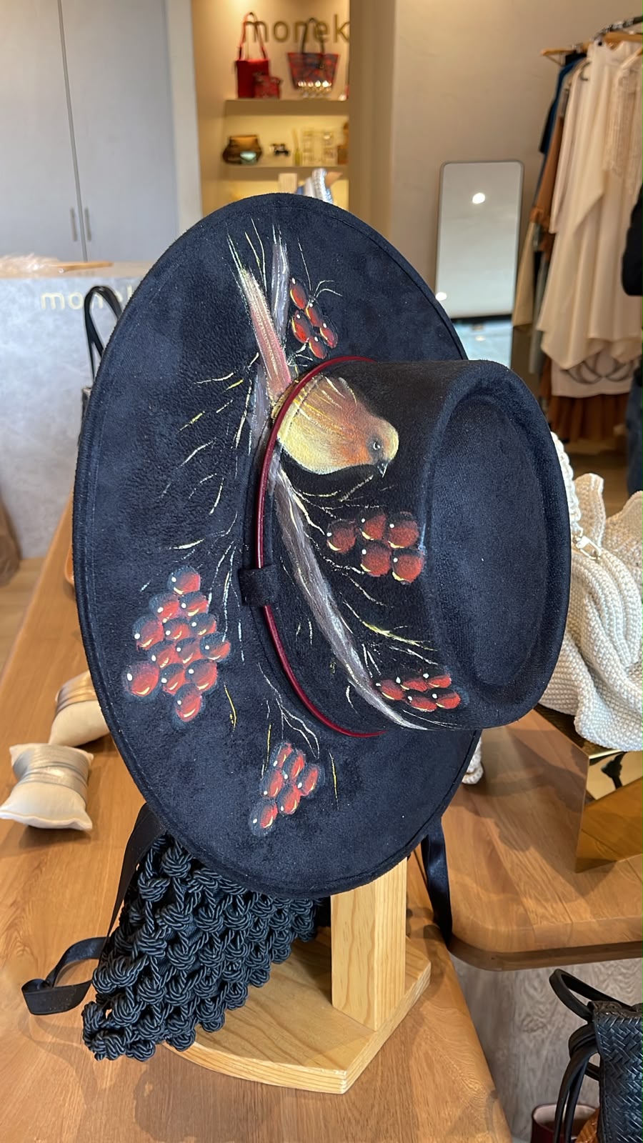 SN Sombrero Pájaro