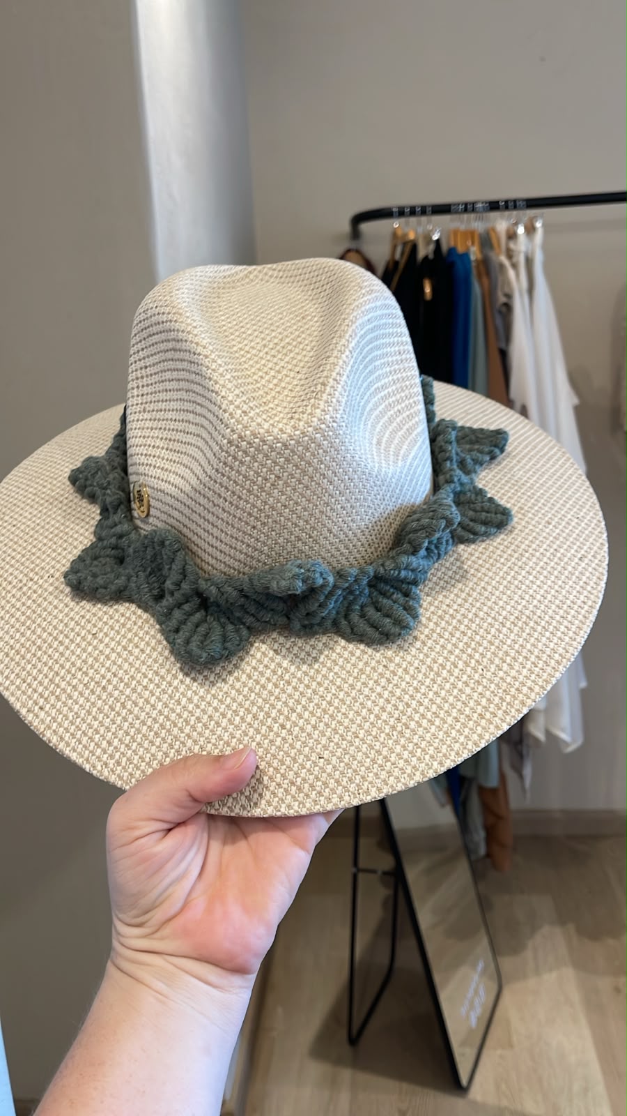 SN Sombrero Beige Hilo Verde