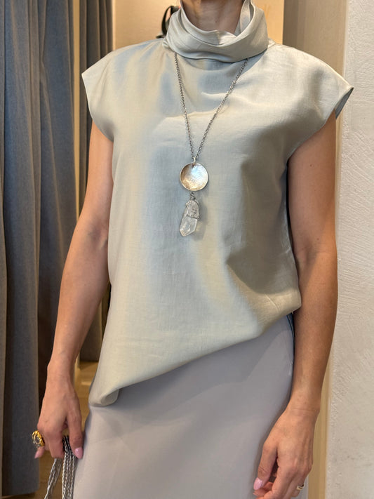 Blusas sin manga cuello