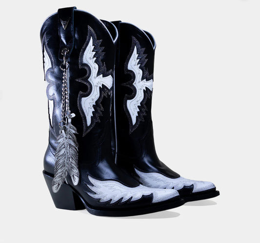 PB Botas Libertas Black and White